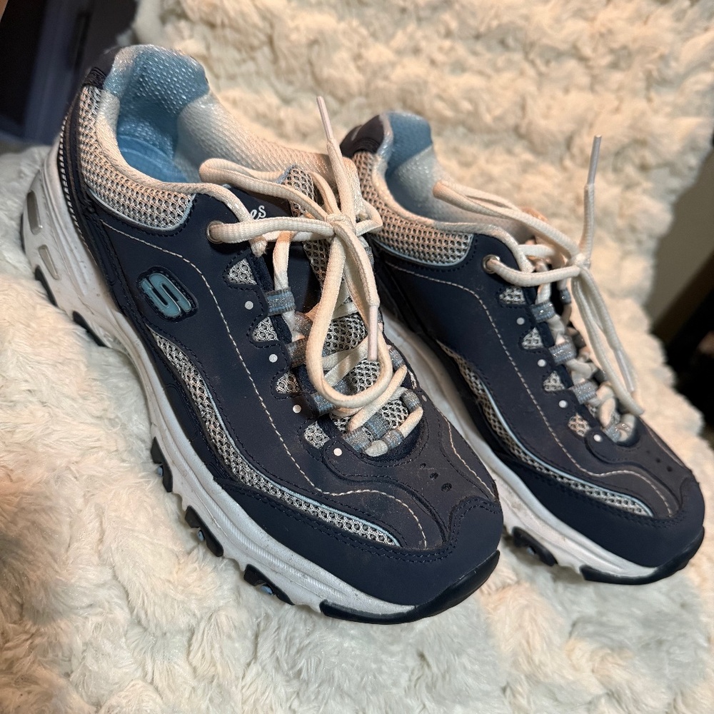 Sketchers Air-Cooled Memory Foam